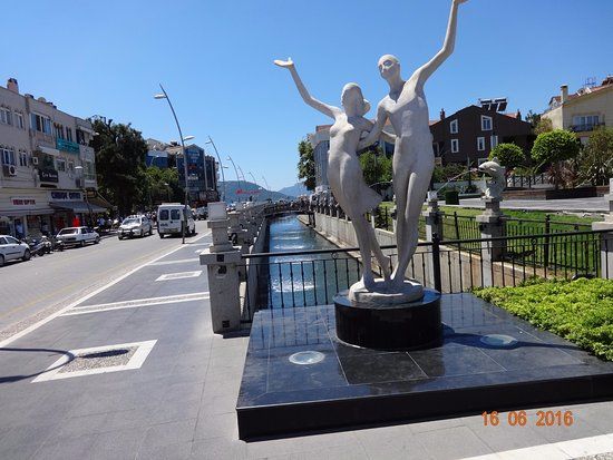 Marmaris 19 May Youth Square